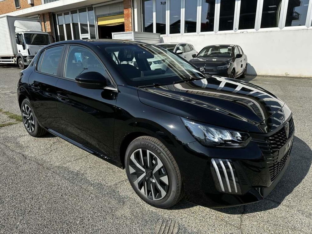 Peugeot 208 nuova a Torino (3)