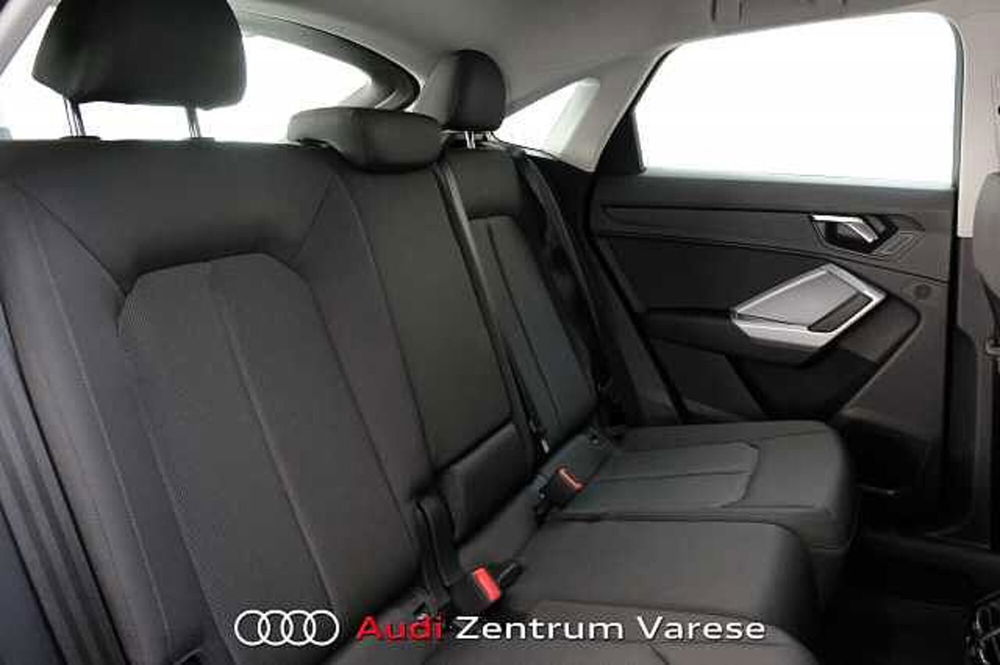 Audi Q3 Sportback usata a Varese (8)