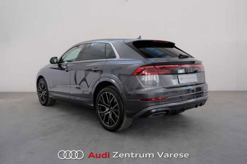 Audi Q8 nuova a Varese (4)