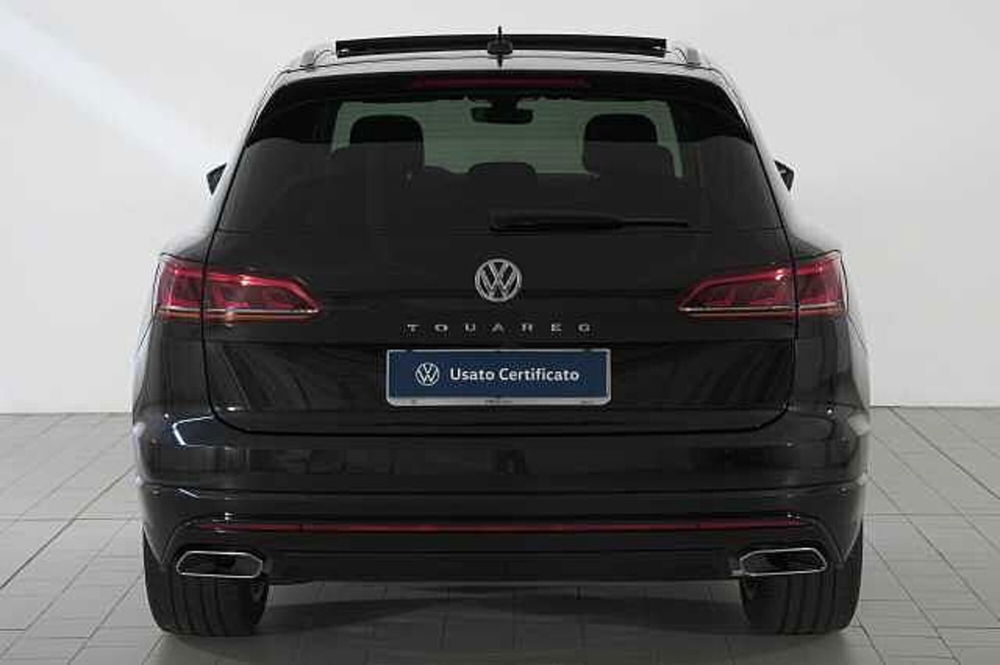 Volkswagen Touareg usata a Como (2)