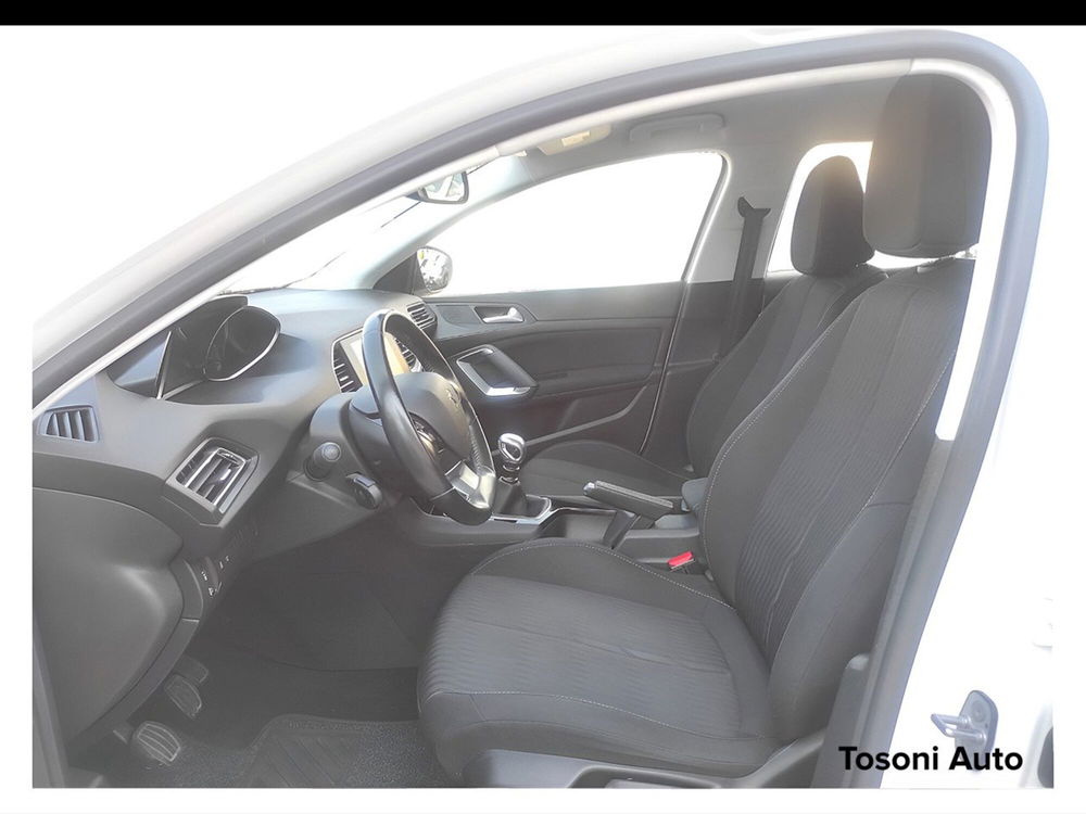 Peugeot 308 SW usata a Siena (9)