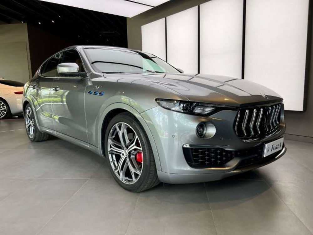 Maserati Levante usata a Torino (3)