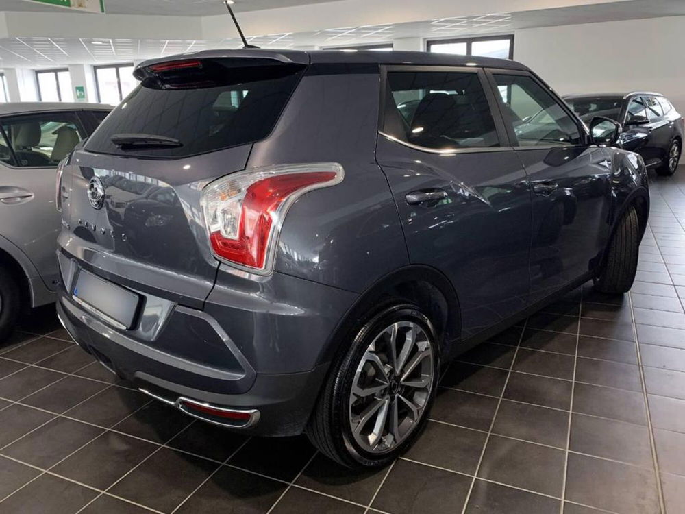 Ssangyong Tivoli usata a Torino (4)