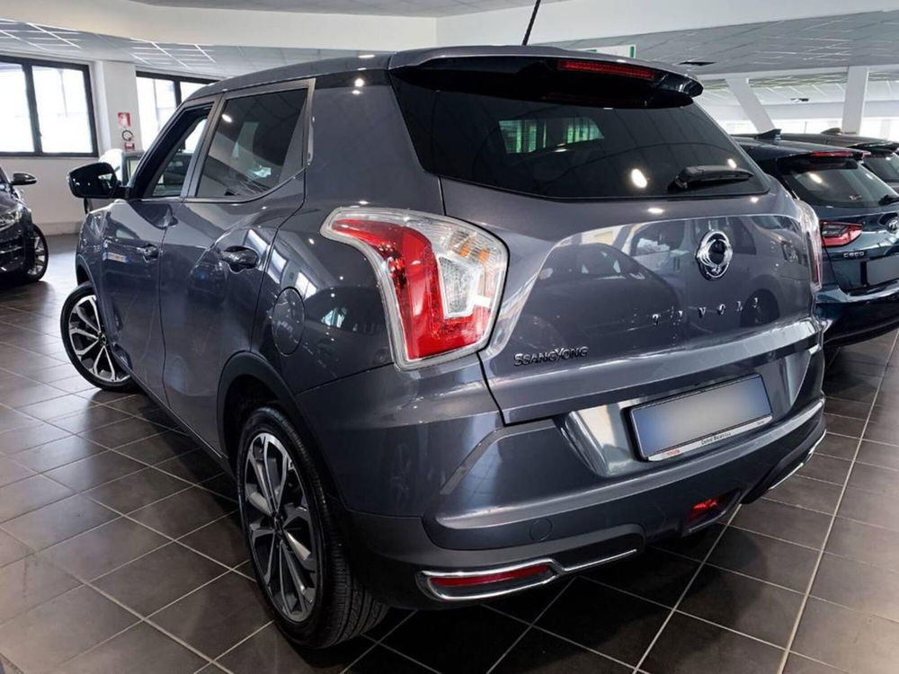 Ssangyong Tivoli usata a Torino (5)