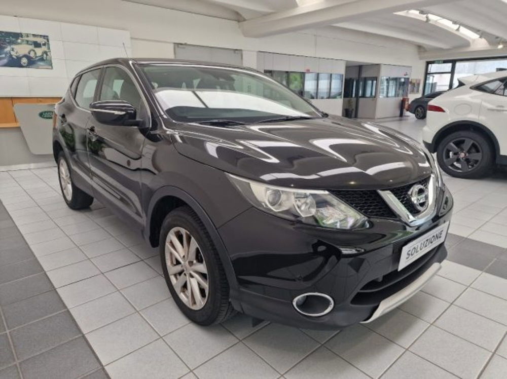 Nissan Qashqai usata a Novara (5)