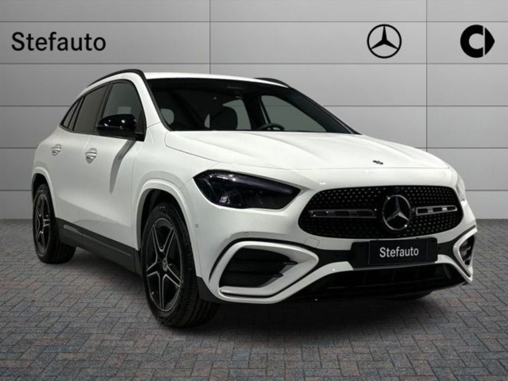 Mercedes-Benz GLA SUV nuova a Bologna