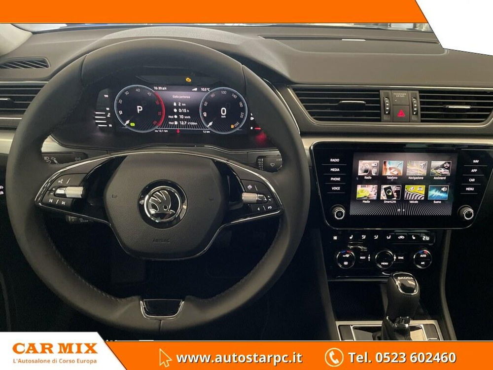 Skoda Superb Station Wagon nuova a Piacenza (10)