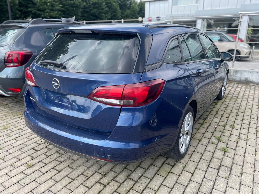 Opel Astra usata a Milano (5)