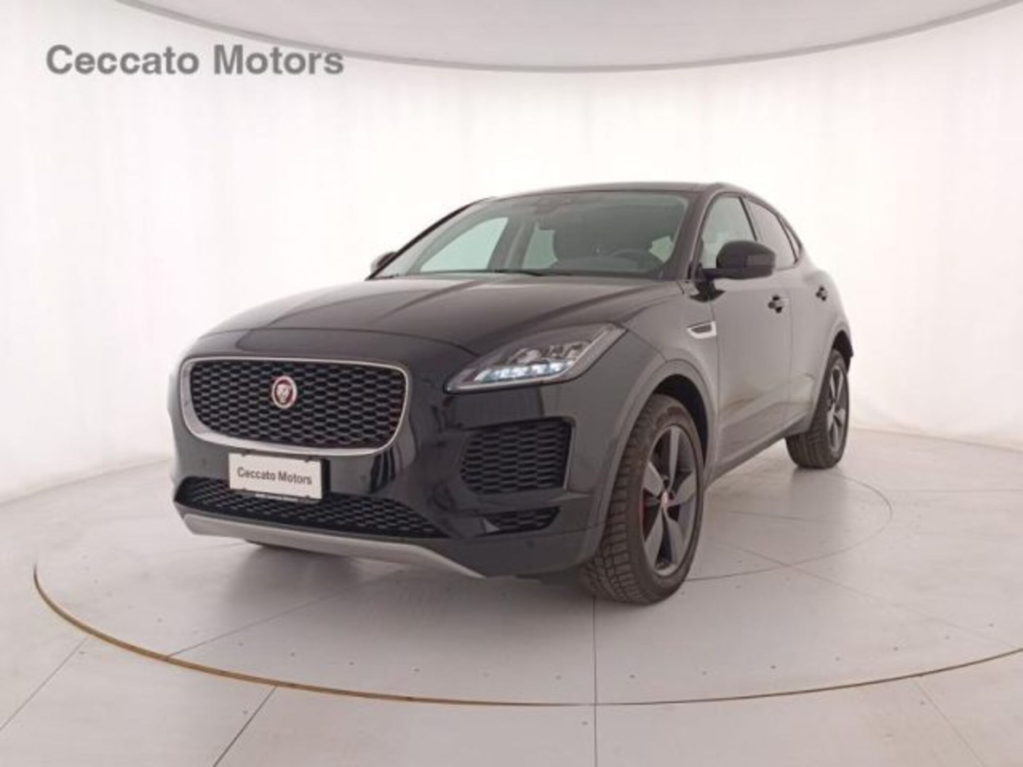 Jaguar E-Pace 2.0D 150 CV  del 2019 usata a Padova