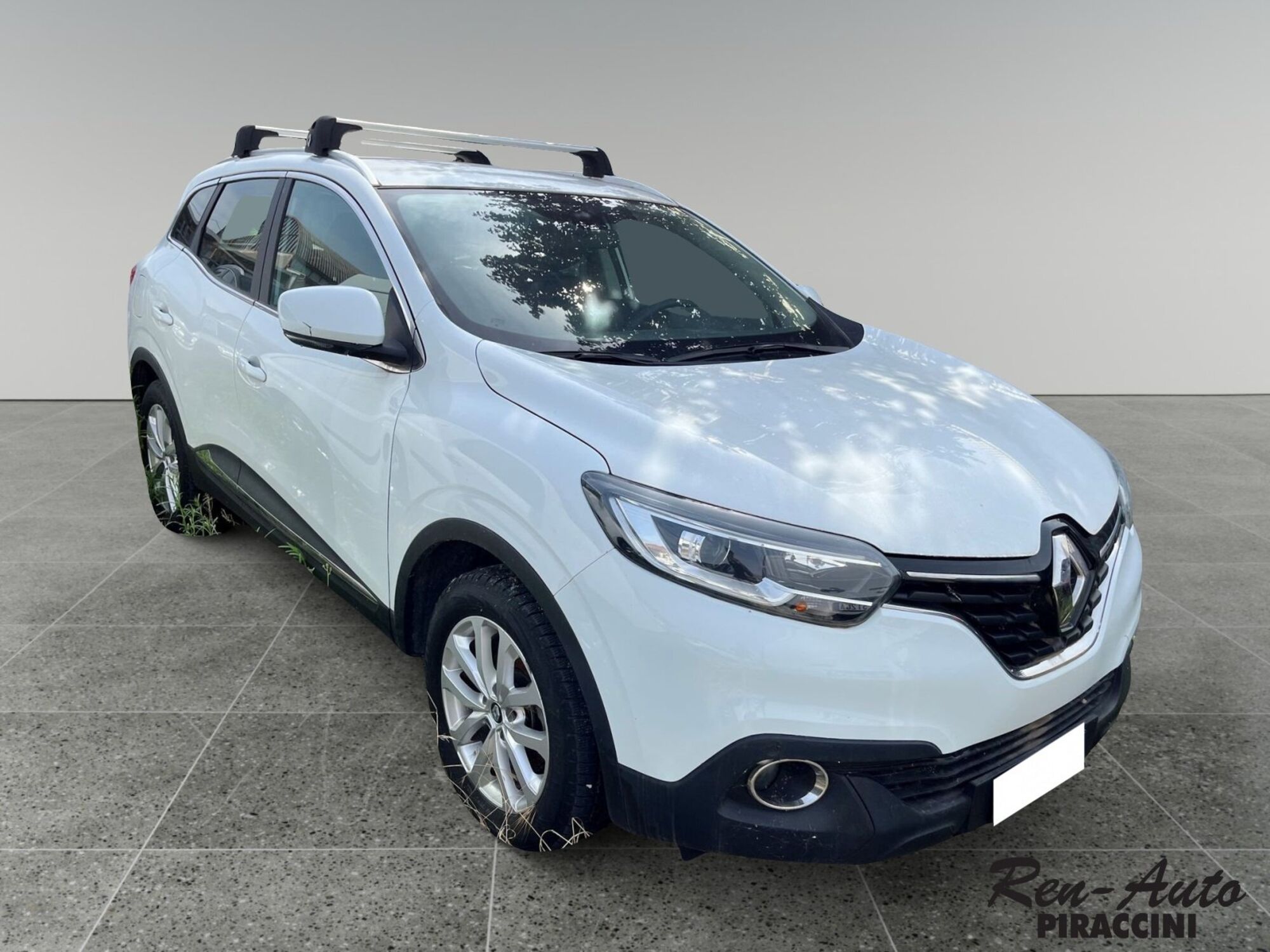 Renault Kadjar 8V 110CV EDC Energy Zen del 2016 usata a Rimini