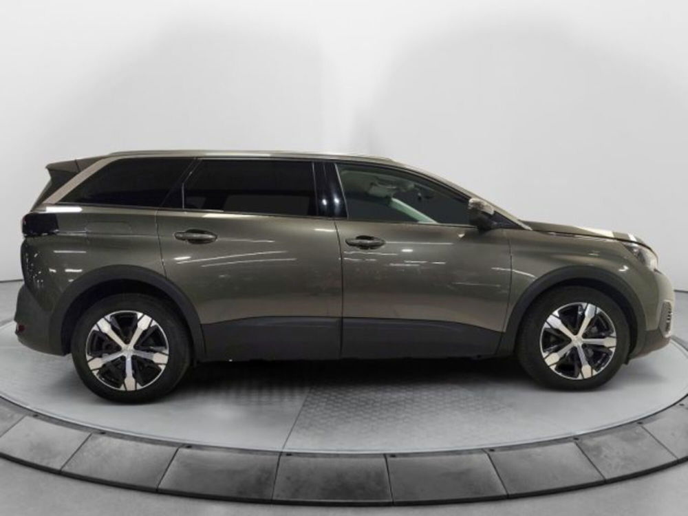 Peugeot 5008 usata a Modena (4)