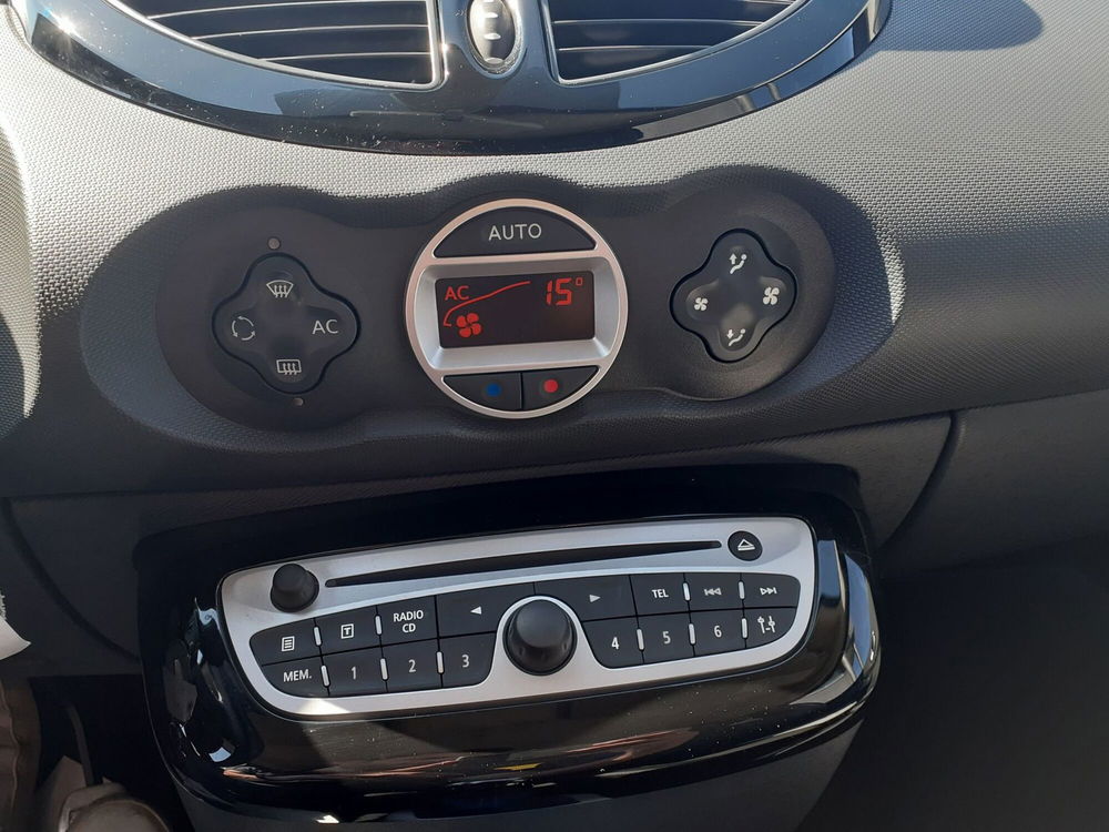 Renault Twingo usata a Parma (16)