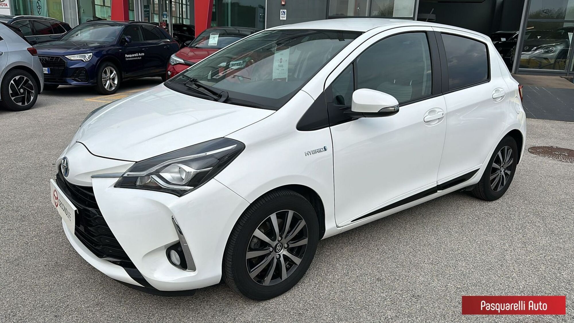 Toyota Yaris 1.5 5 porte Active  del 2017 usata a Campobasso