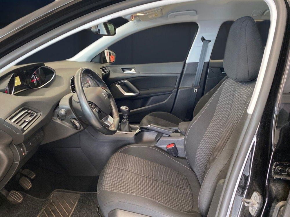 Peugeot 308 SW usata a Torino (8)