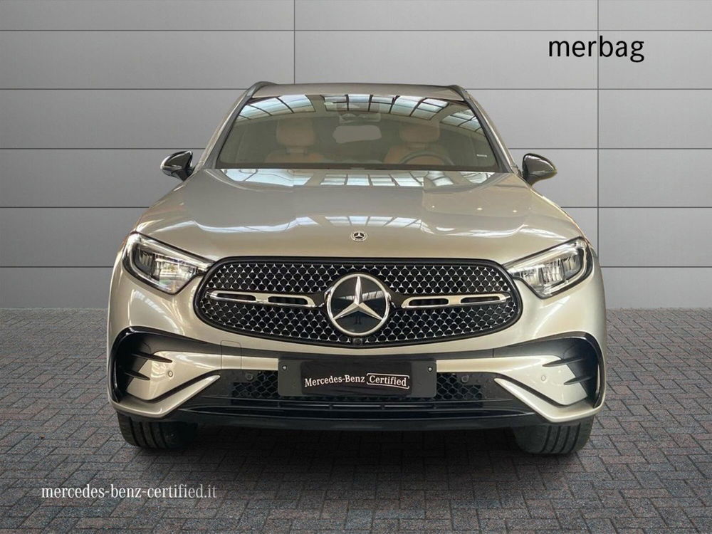 Mercedes-Benz GLC nuova a Milano (3)