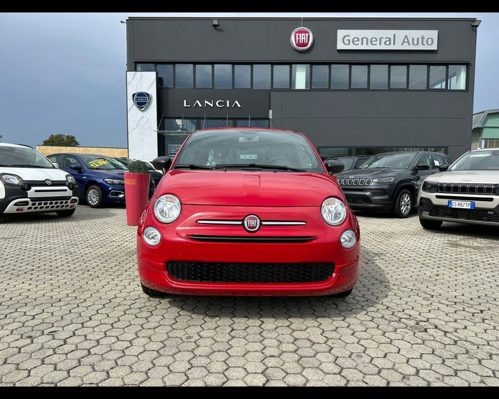 Fiat 500 nuova a Lucca (2)