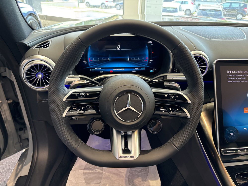 Mercedes-Benz SL nuova a Firenze (13)