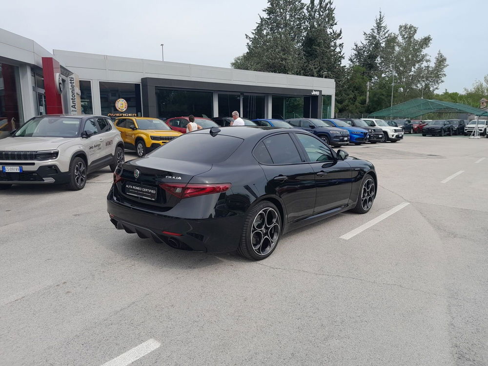 Alfa Romeo Giulia usata a Ancona (5)