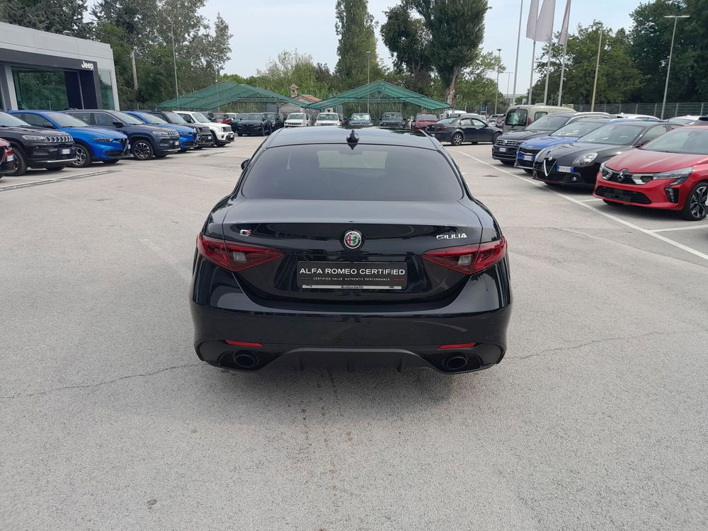 Alfa Romeo Giulia usata a Ancona (6)