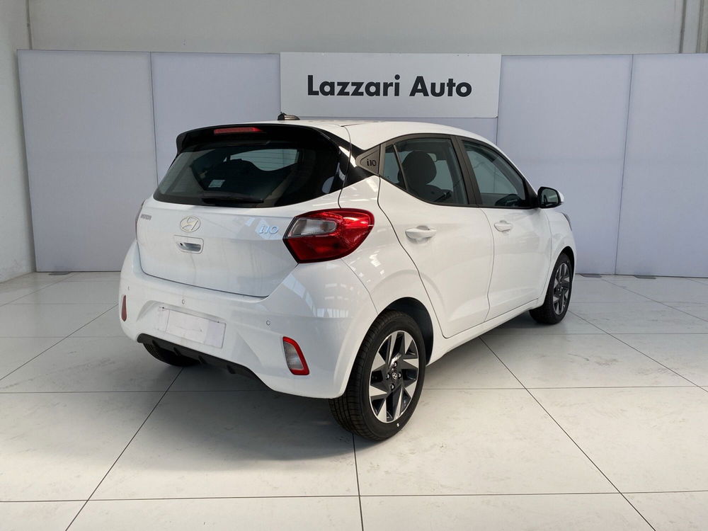 Hyundai i10 nuova a Lodi (4)