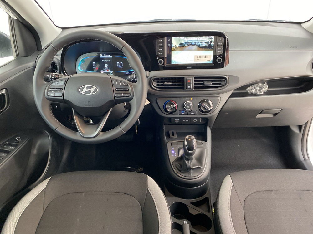 Hyundai i10 nuova a Lodi (8)