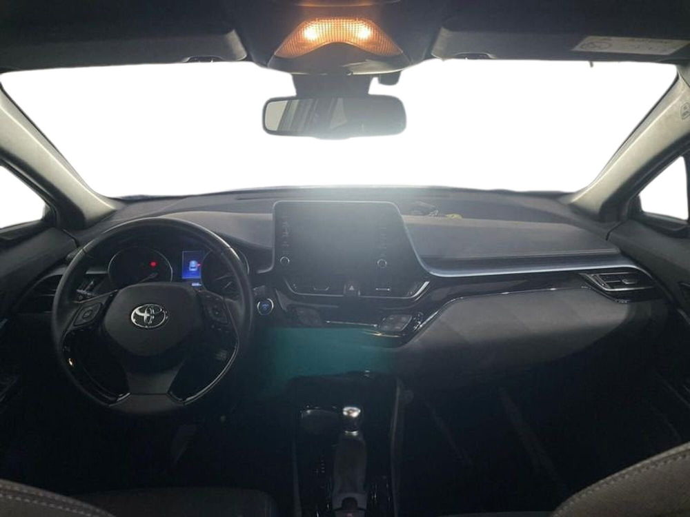 Toyota Toyota C-HR usata a Roma (9)