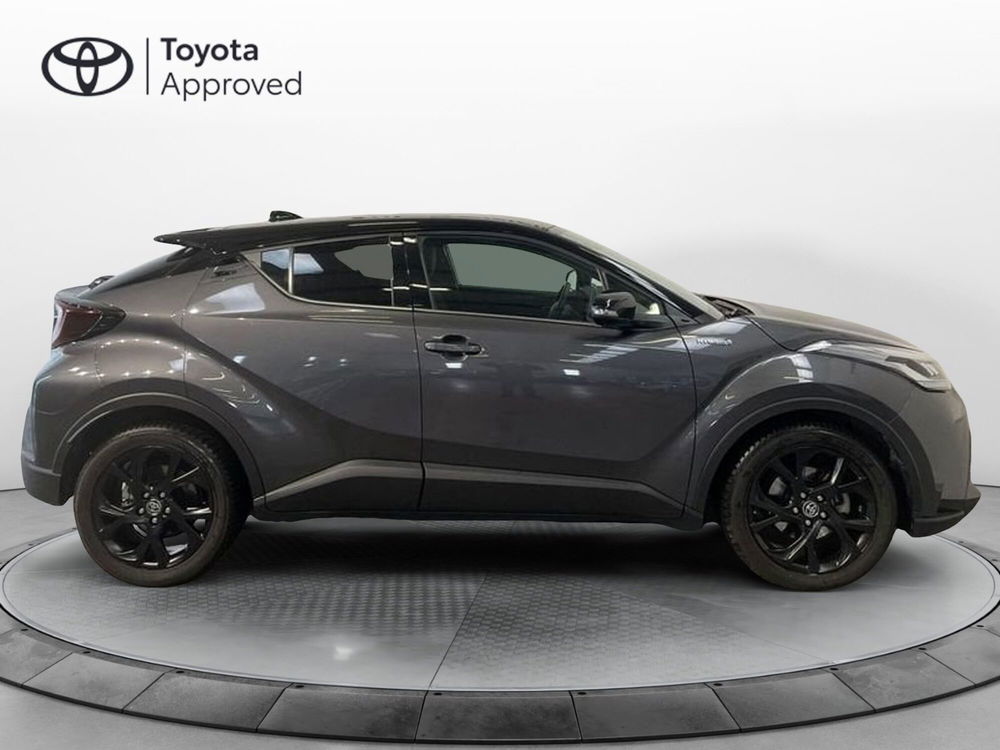 Toyota Toyota C-HR usata a Roma (14)