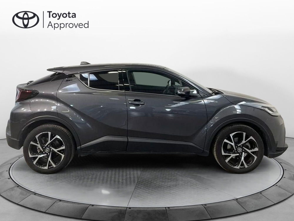 Toyota Toyota C-HR usata a Roma (14)