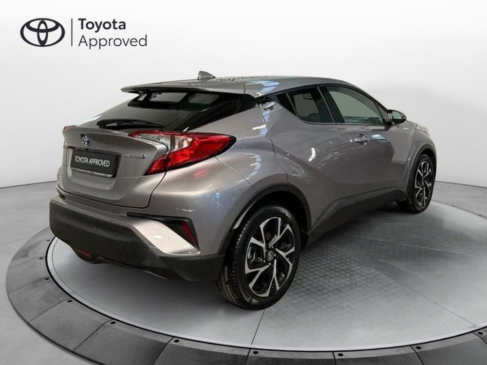 Toyota Toyota C-HR usata a Roma (14)