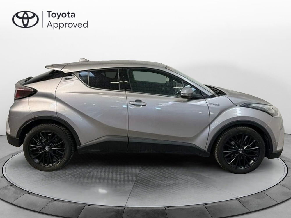 Toyota Toyota C-HR usata a Roma (9)