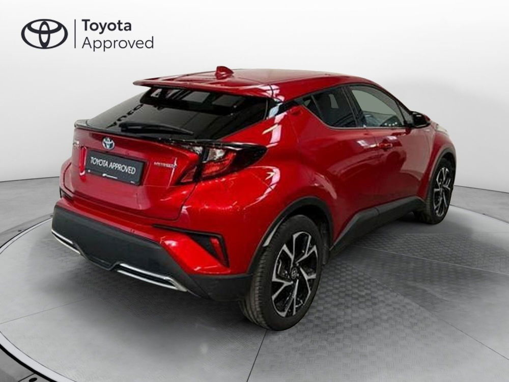 Toyota Toyota C-HR usata a Roma (16)