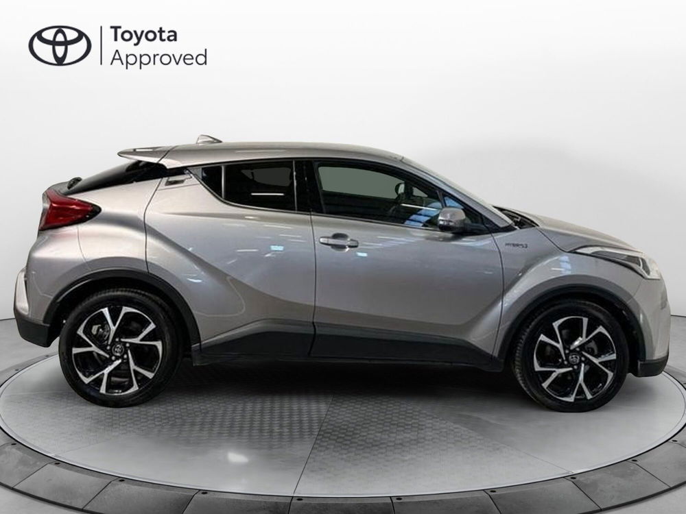 Toyota Toyota C-HR usata a Roma (14)