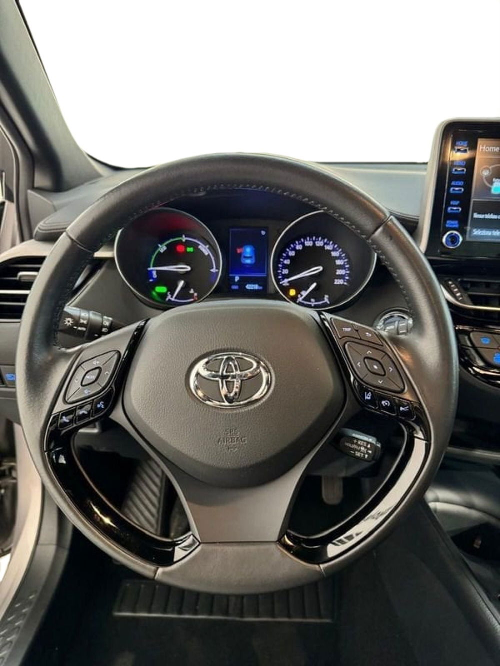 Toyota Toyota C-HR usata a Roma (13)