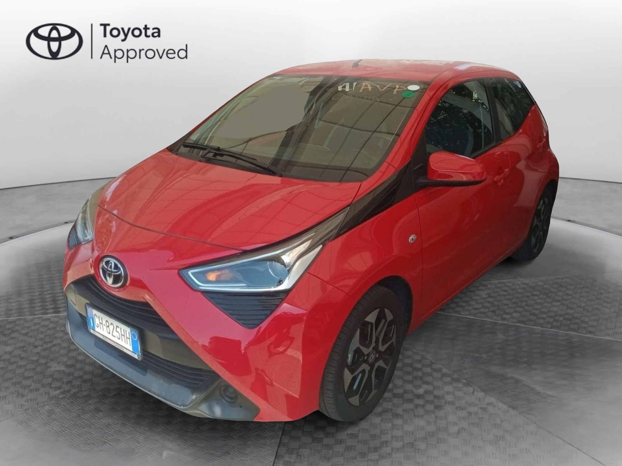 Toyota Aygo Connect 1.0 VVT-i 72 CV 5 porte x-fun del 2021 usata a Roma