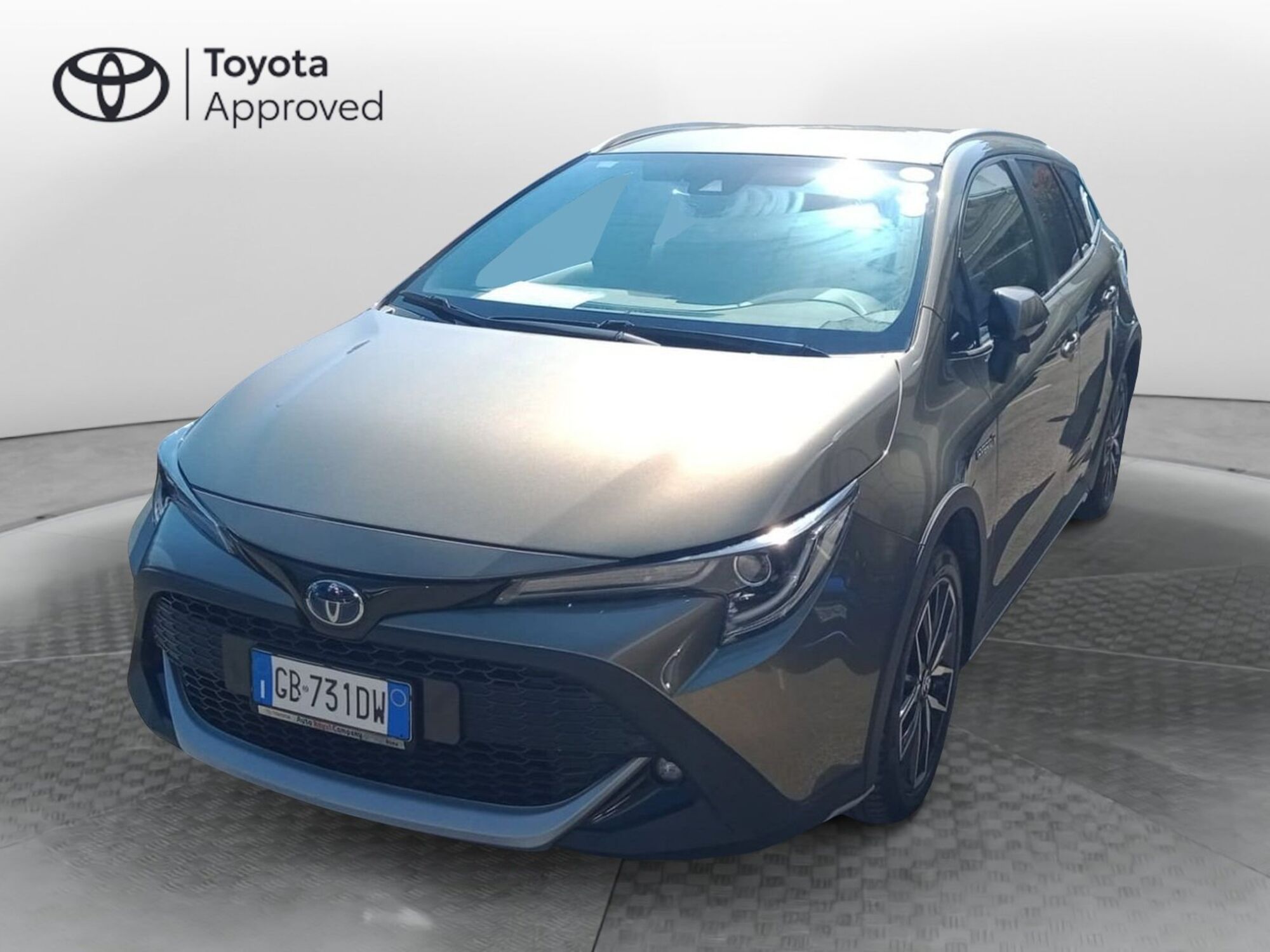 Toyota Corolla Touring Sports 2.0 Hybrid TREK  del 2020 usata a Roma