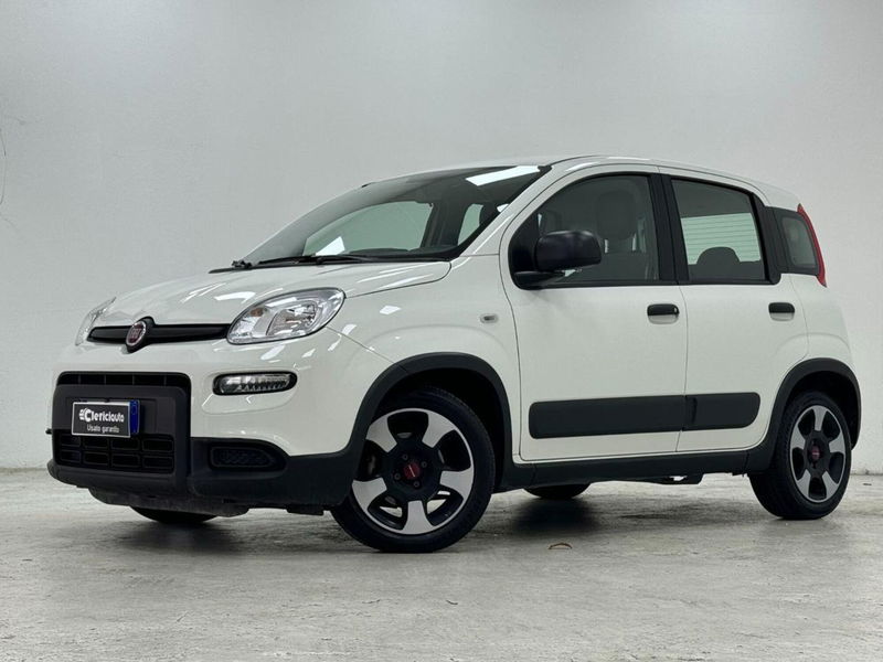 Fiat Panda 1.0 FireFly S&amp;S Hybrid City Cross  del 2022 usata a Lurate Caccivio