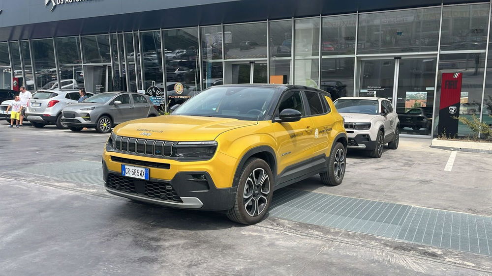 Jeep Avenger usata a Salerno