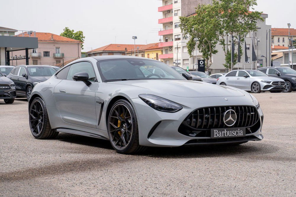 Mercedes-Benz AMG GT nuova a Pescara (3)