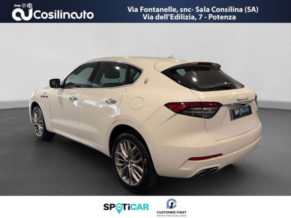 Maserati Levante usata a Salerno (3)