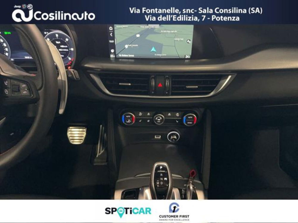 Alfa Romeo Stelvio usata a Salerno (14)