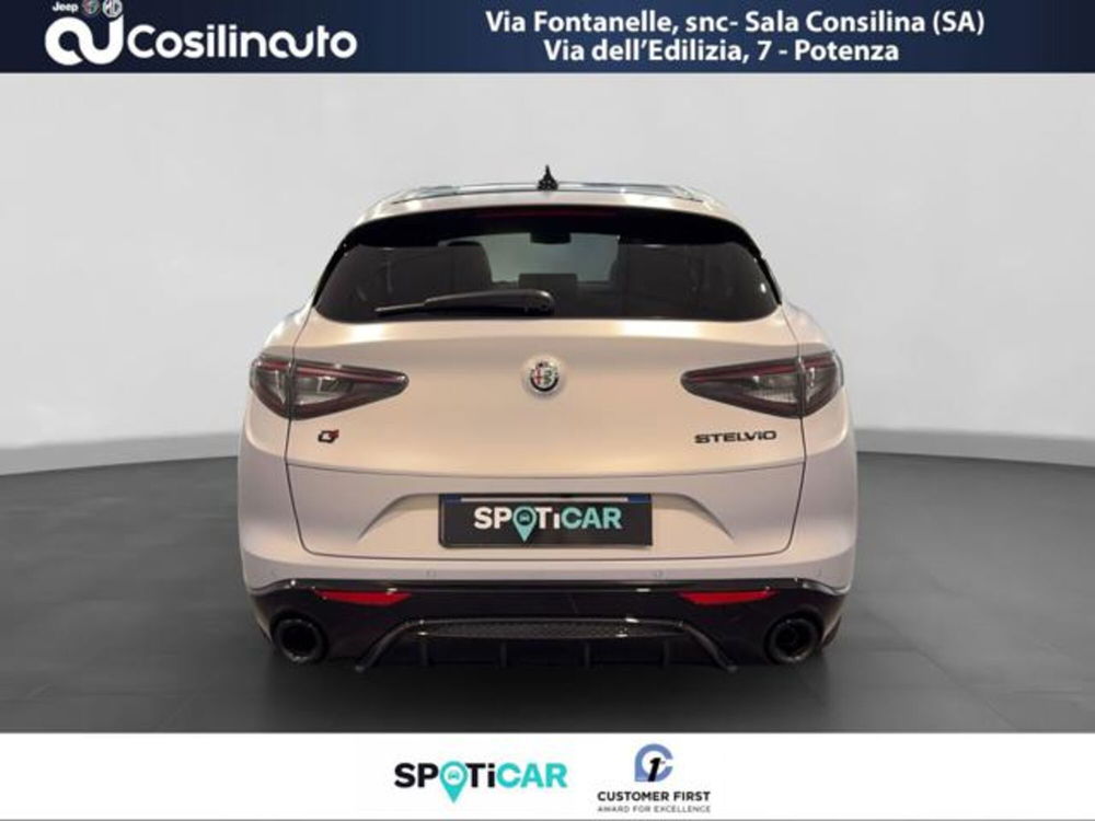 Alfa Romeo Stelvio usata a Salerno (4)