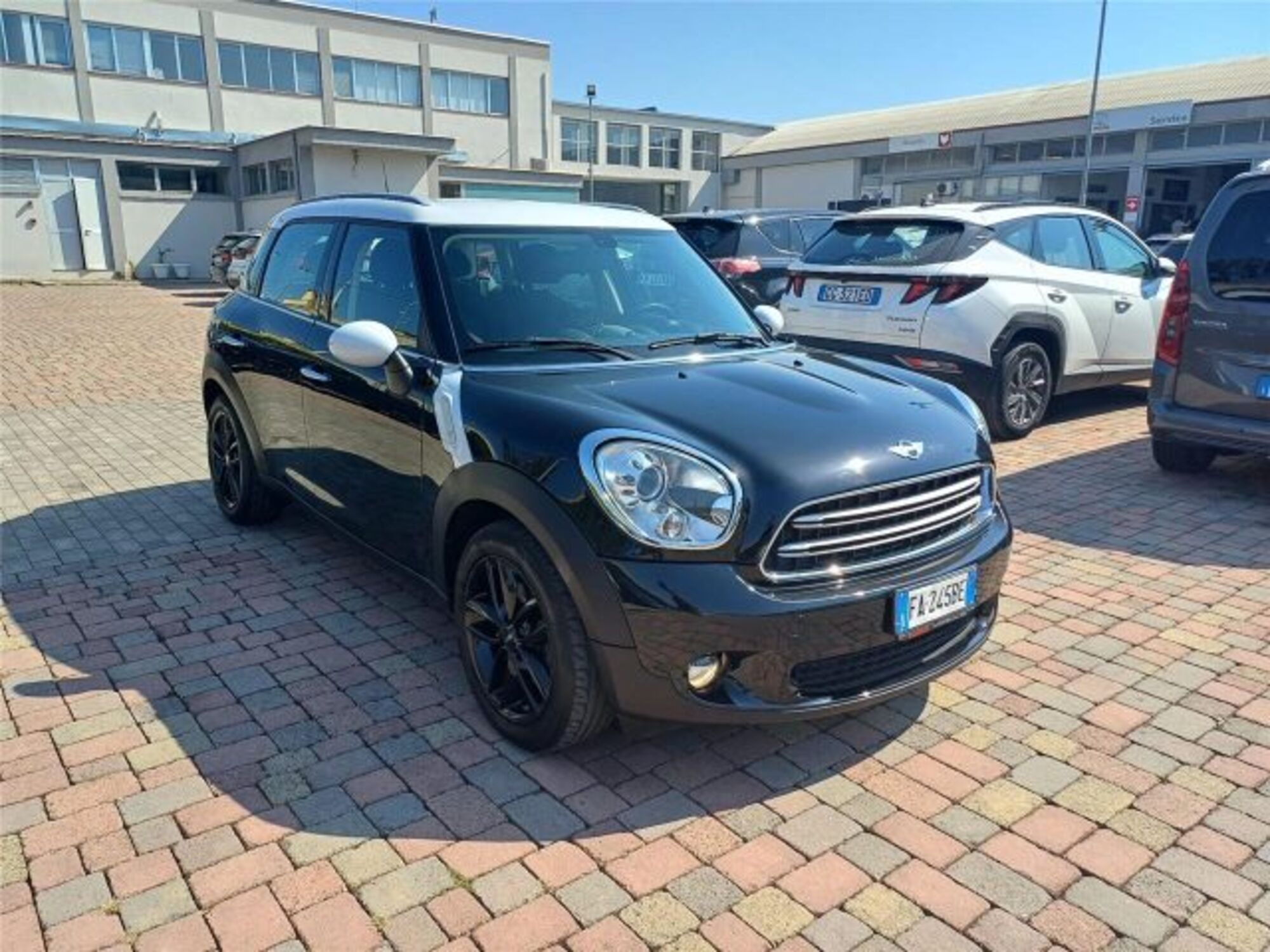 MINI Mini Countryman 2.0 Cooper D Park Lane Plus Countryman Automatica del 2015 usata a Bari