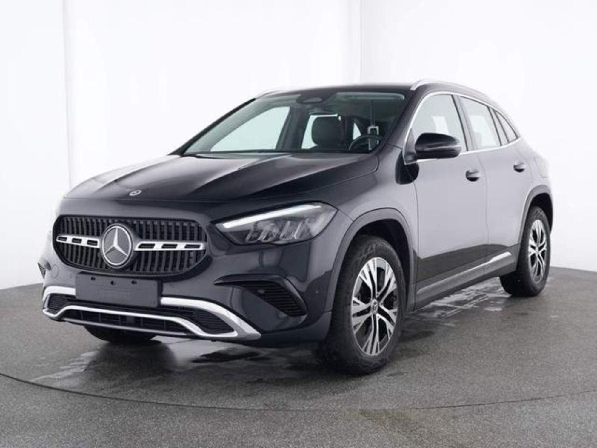 Mercedes-Benz GLA SUV 200 Progressive Advanced Plus auto del 2023 usata a Magenta