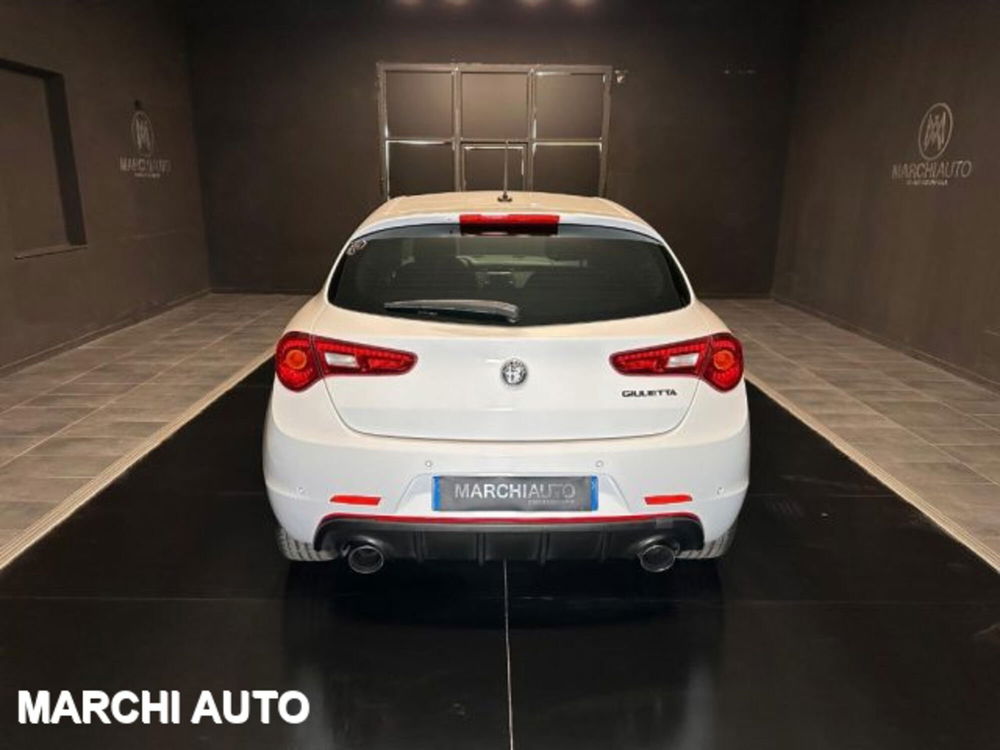 Alfa Romeo Giulietta usata a Perugia (6)