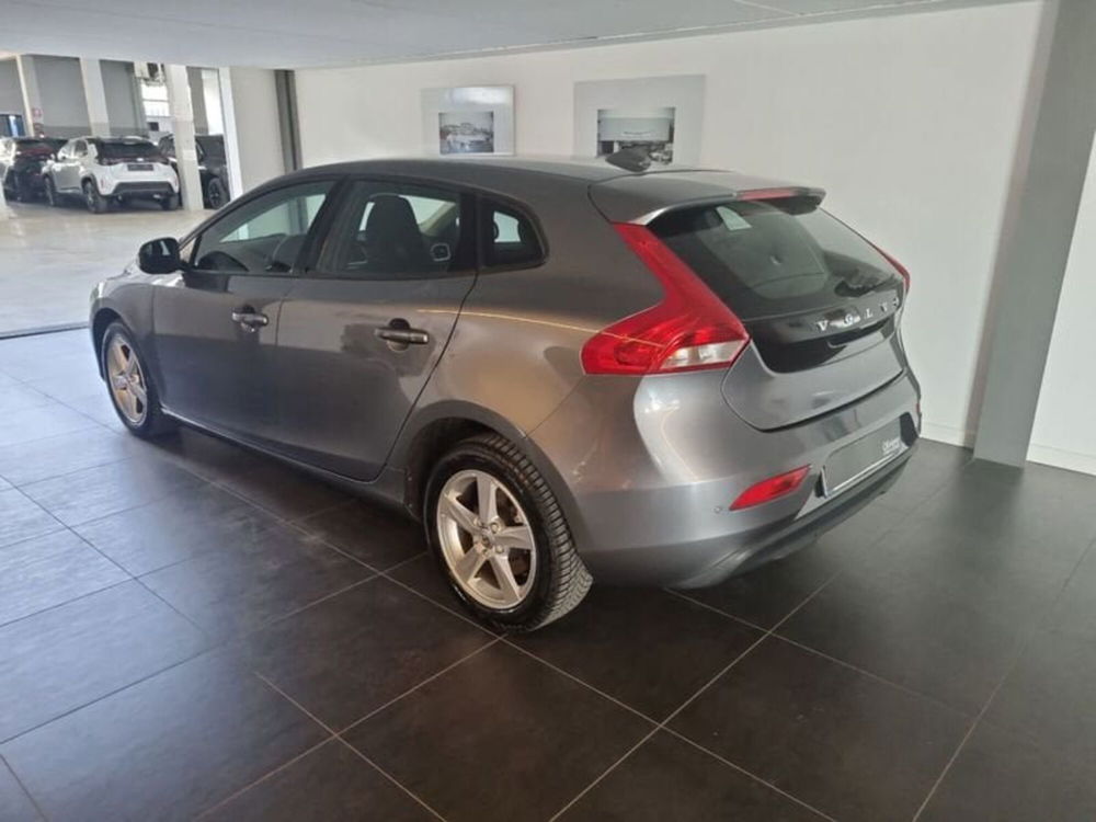 Volvo V40 usata a Vicenza (18)