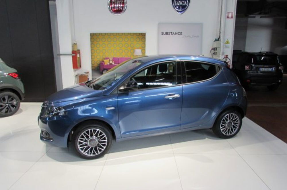 Lancia Ypsilon usata a Milano