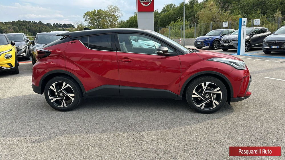 Toyota Toyota C-HR nuova a Campobasso (2)