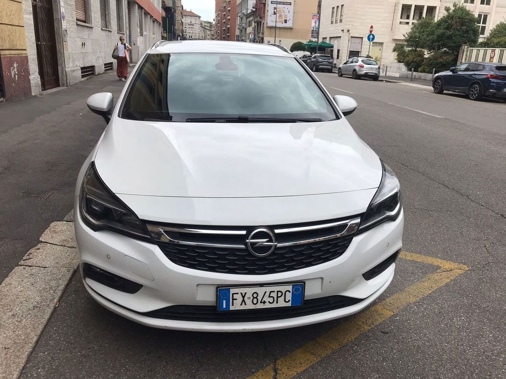 Opel Astra Station Wagon usata a Milano (6)