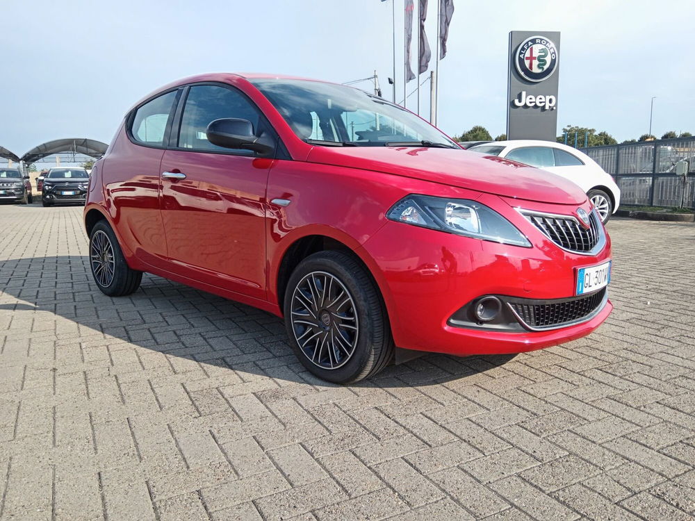 Lancia Ypsilon usata a Alessandria (3)