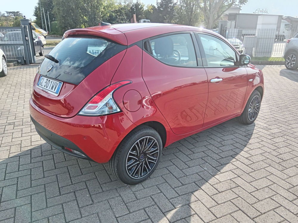 Lancia Ypsilon usata a Alessandria (5)